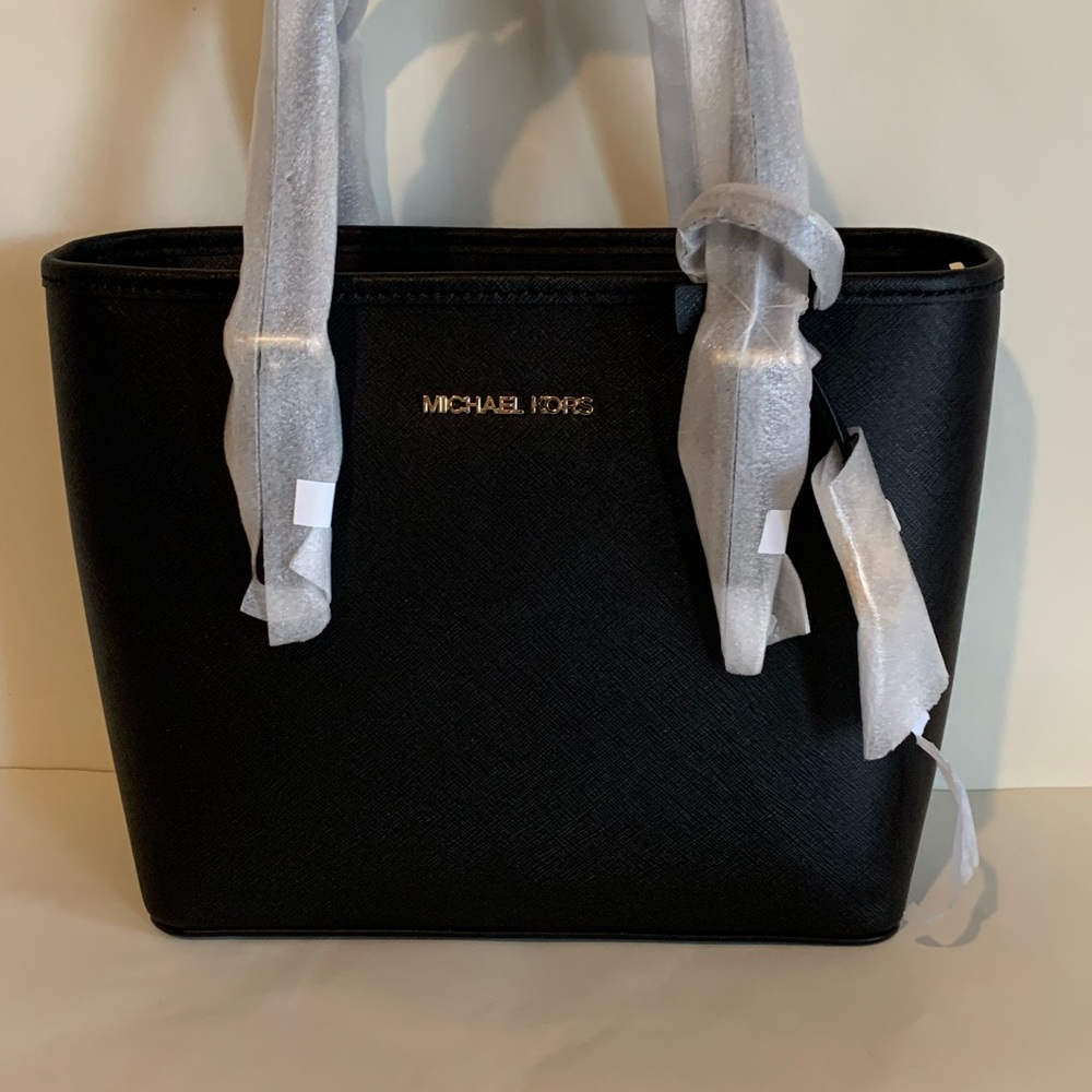 Brand New Michael Kors Women’s Jet Set Travel Black Hand-Bag: Length 10”